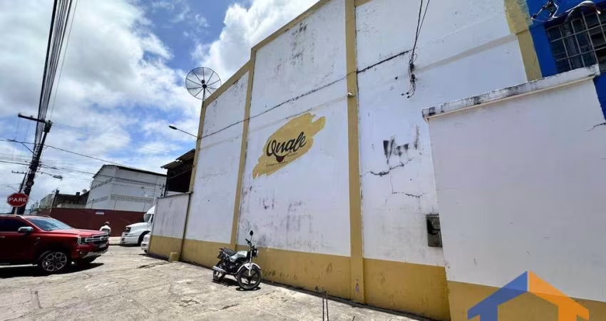 Galpão Comercial em Localização Estratégica – Próximo ao MIX Matheus e à BR 101!