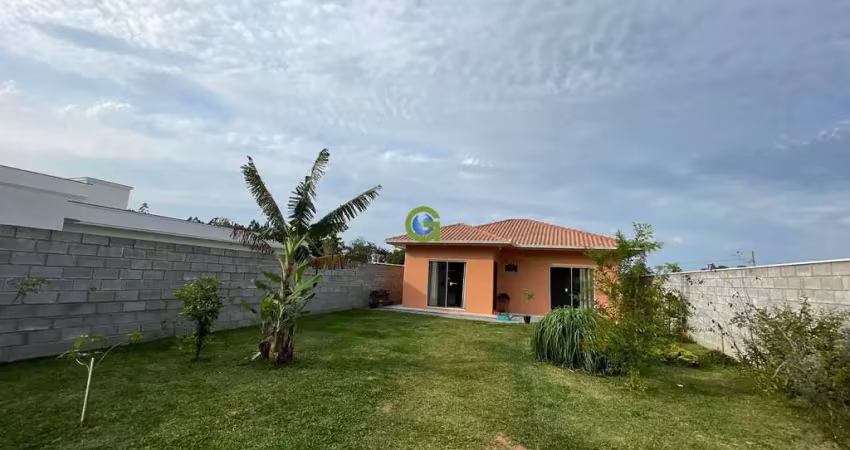 Casa à venda no bairro Guarda do Cubatão em Palhoça, semi-mobiliada com 77 ² de