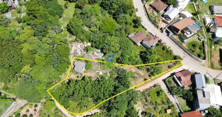 Temos uma ótima oportunidade para você! terreno localizado na praia da gamboa!