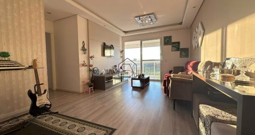 Apartamento à venda no Mirante Quatro Estações, com 03 dormitórios + dependência