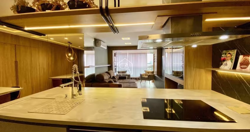 Apartamento mobiliado 3 dormitórios com suíte, 2 vagas em Barreiros-São José-San