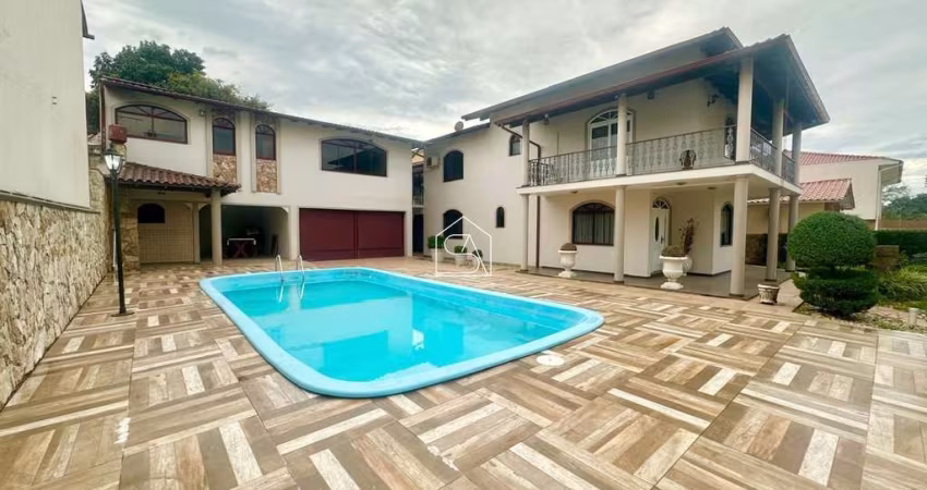 Casa com 5 Quartos e 5 banheiros à Venda, 369m² no Bairro Praia Comprida