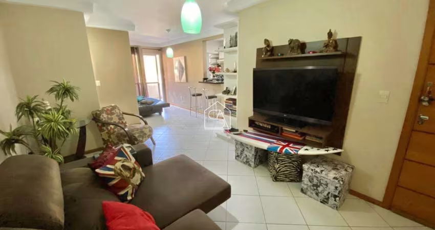 Apartamento 01 dormitório, sacada com churrasqueira no Bela Vista/São José