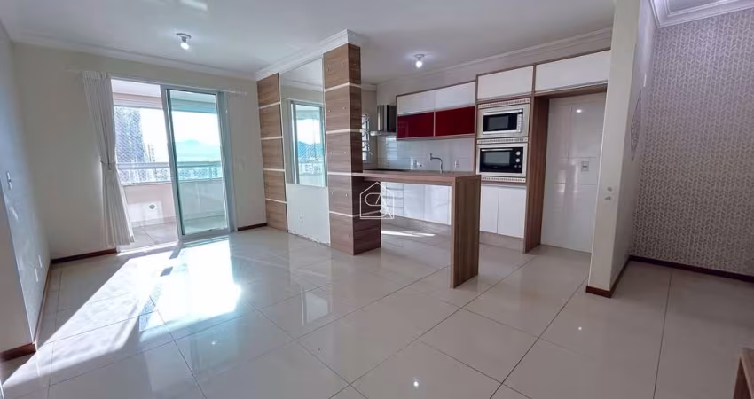 Apartamento  3 dormitórios sendo 1 suíte e 3 vagas de garagem.