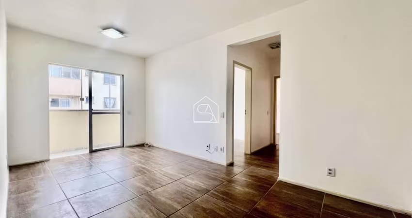Apartamento 02 dormitórios no bairro Areias, São José, SC.