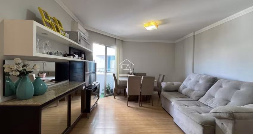 Apartamento 03 dormitórios sendo 01 suíte à venda em Barreiros, São José/SC