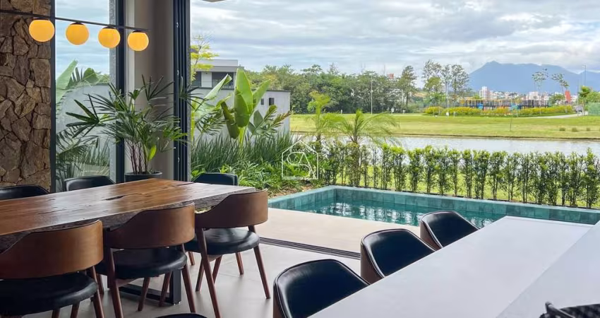 Casa semi-mobiliada pronta para morar, 4 suítes, Reserva da Pedra