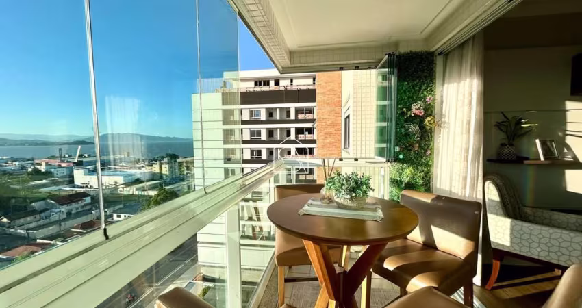 Apartamento  3 dormitórios sendo 1 suíte com 1 vaga no Novo Estreito- Florianópo