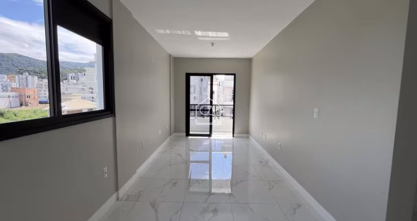Apartamento 03 dormitórios sendo 01 suíte no Pagani em Palhoça/SC
