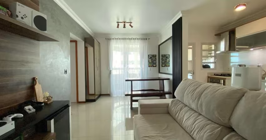 Apartamento de 2 dormitórios sendo 1 suíte à venda em Barreiros, São José, SC.