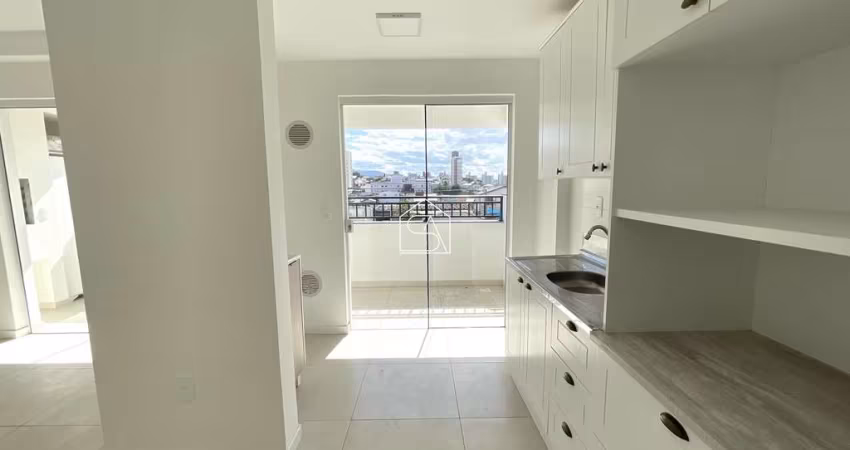 Apartamento Semimobiliado com Suíte à Venda no Ipiranga, São José SC.