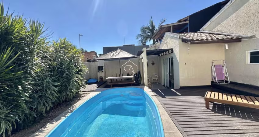 Casa em Jurerê a apenas 300 metros do mar!