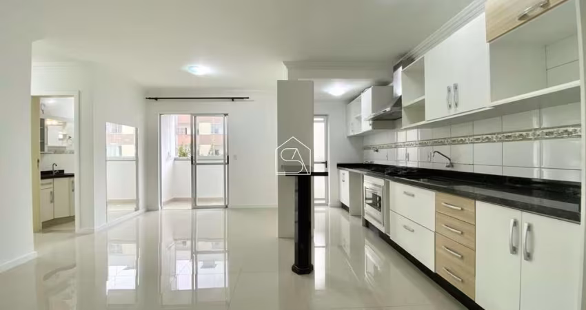 Apartamento à venda em condomínio clube em São José, SC