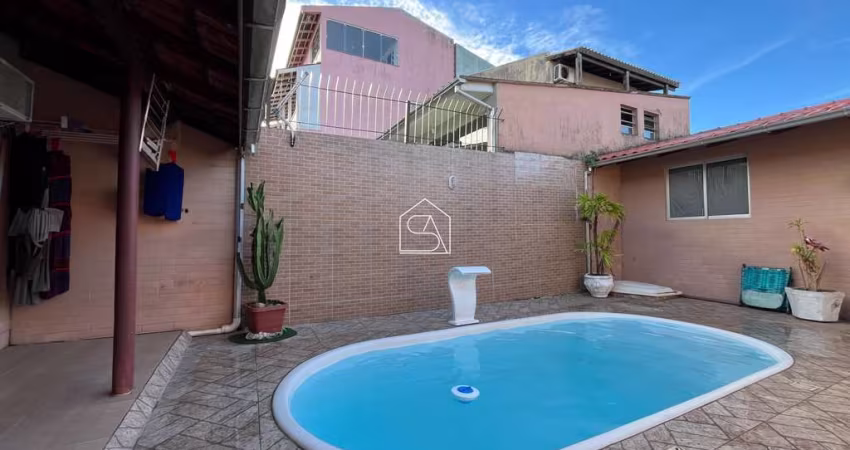 Casa com 05 quartos sendo 01 suíte, Bela Vista,São José SC
