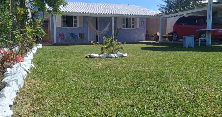 EXCELENTE CASA SOZINHA NO PATIO MOBILIADA