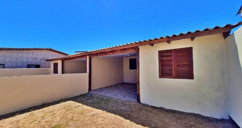 OPORTUNIDADE DE OCASIÃO! ️ Casa no CENTRO de Cidreira em localização privilegiada, escriturada e a  650m do mar.