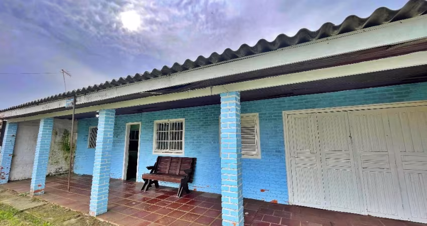 Oportunidade de Investimento no bairro Salinas na Praia de Cidreira!  200m do mar - escriturada!