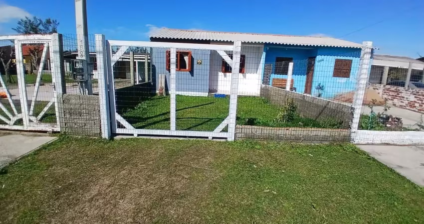 Casa com 2 quartos à venda na Rua Osvaldo Aranha, 90, Costa do Sol, Cidreira