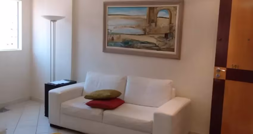 Apartamento Mobiliado com 2 Quartos (1 Suíte) para Aluguel – Excelente Localização