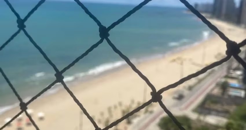 Apartamento com 4 suítes para locação na beira-mar de Piedade – 335m²