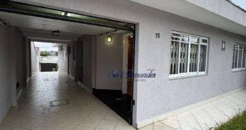 Casa com 3 dormitórios para alugar, 250 m² por R$ 4.868,75/mês - Uberaba - Curitiba/PR