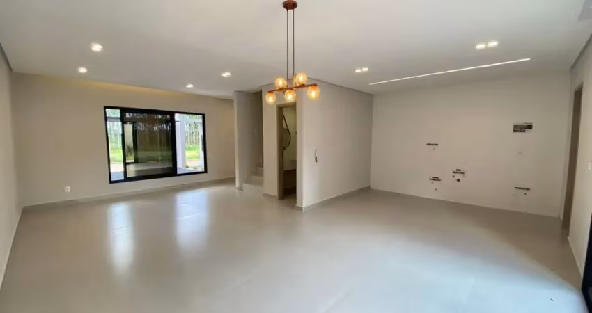 Lindo sobrado com  3 suíte sendo 1 suíte máster quartos