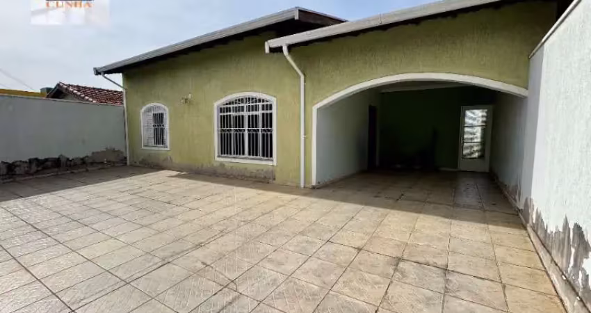 Vendo casa jardim aeronave região do ouro verde 3 dormitórios suíte quintal amplo e ótima localização r$ 550 mil