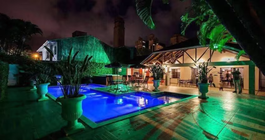 Casa com 6 quartos para alugar na Rua' '2438, 144, Centro, Balneário Camboriú