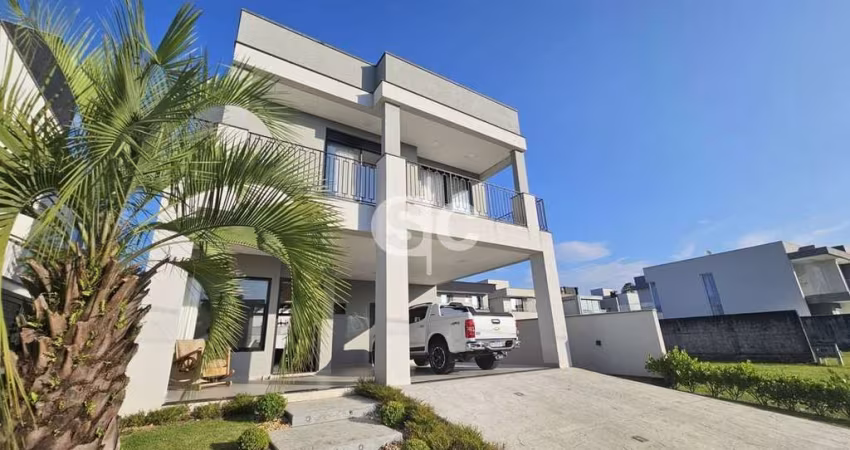 Casa no Condomínio Caledônia