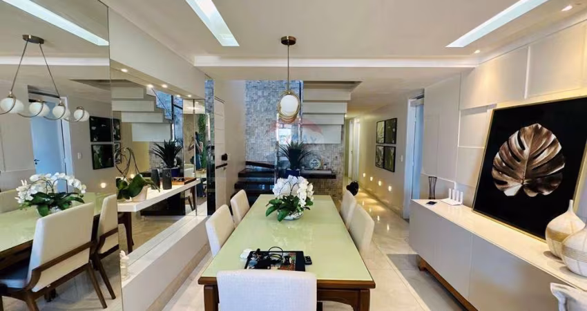 A Oportunidade Que Você Esperava: Cobertura Duplex com Vista Definitiva para o Mar - Porteira Fechada!