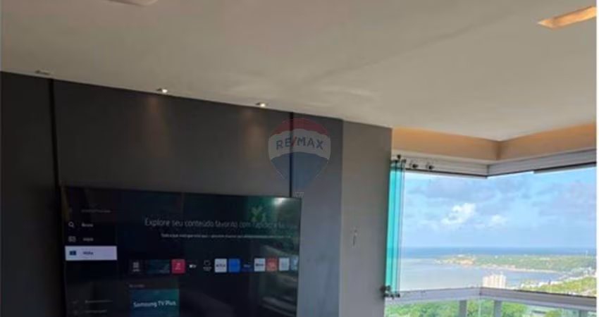 Apartamento Luxuoso com Vista para o Mar, 70 m²