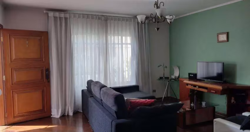 Casa com 3 quartos à venda na Rua Padre Luiz da Grã, Saúde, São Paulo