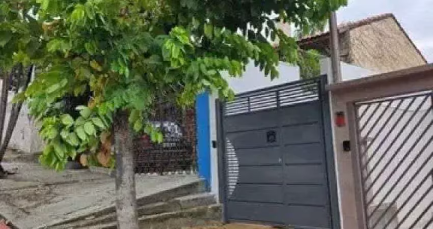 Casa com 2 quartos à venda na Rua Guapiaçu, Mirandópolis, São Paulo