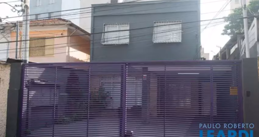 Casa com 4 quartos à venda na Rua Pero Neto, Mirandópolis, São Paulo