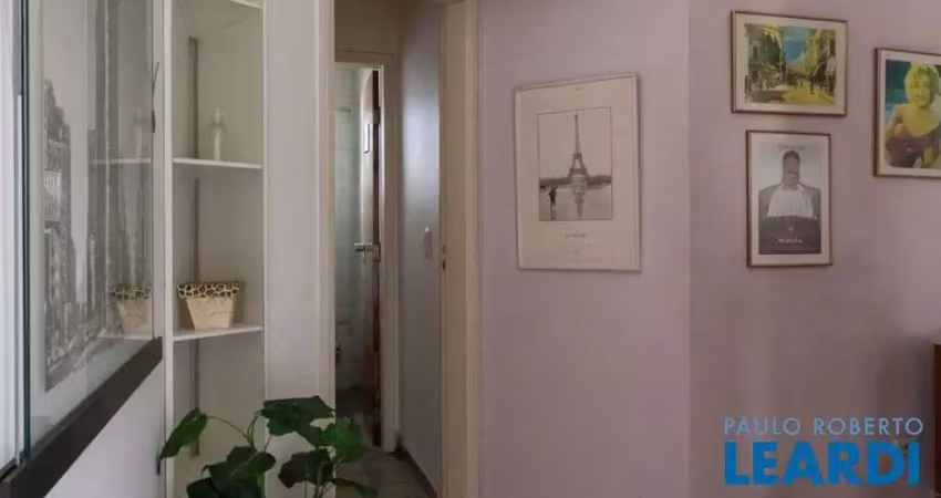 Sala comercial para alugar na Avenida Doutor Luís Rocha Miranda, Jabaquara, São Paulo
