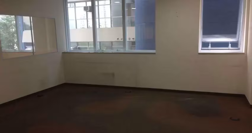 Sala comercial para alugar na Rua Cincinato Braga, Bela Vista, São Paulo
