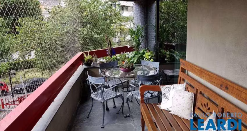 Apartamento com 3 quartos à venda na Rua Júpiter, Aclimação, São Paulo