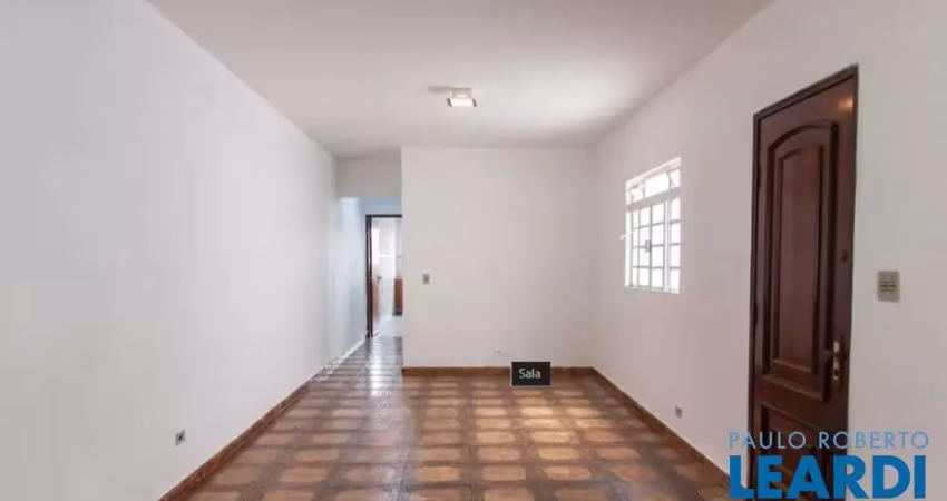 Casa com 3 quartos à venda na Praça Wadih Safady, Jardim Maria Estela, São Paulo