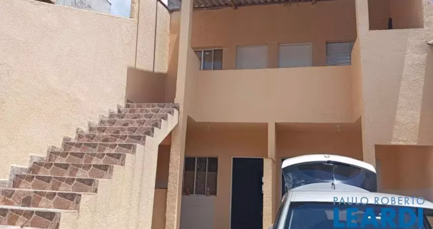 Casa com 4 quartos à venda na Rua José de Melo, Vila Caraguatá, São Paulo