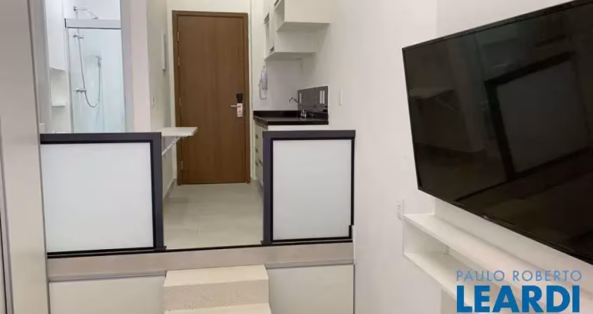 Apartamento com 1 quarto à venda na Rua Aimberê, Perdizes, São Paulo