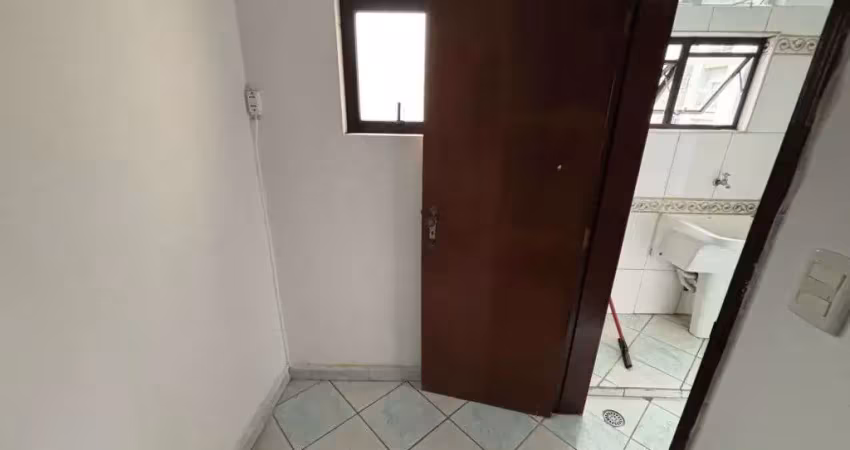 Apartamento com 3 quartos para alugar na Rua Apinajés, Perdizes, São Paulo