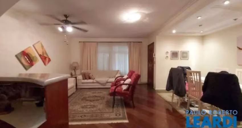 Casa com 3 quartos à venda na Rua Ipiranga, Jardim Aeroporto, São Paulo