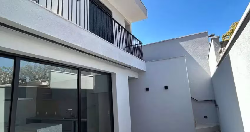 Casa com 3 quartos para alugar na Rua Ytaipu, Mirandópolis, São Paulo