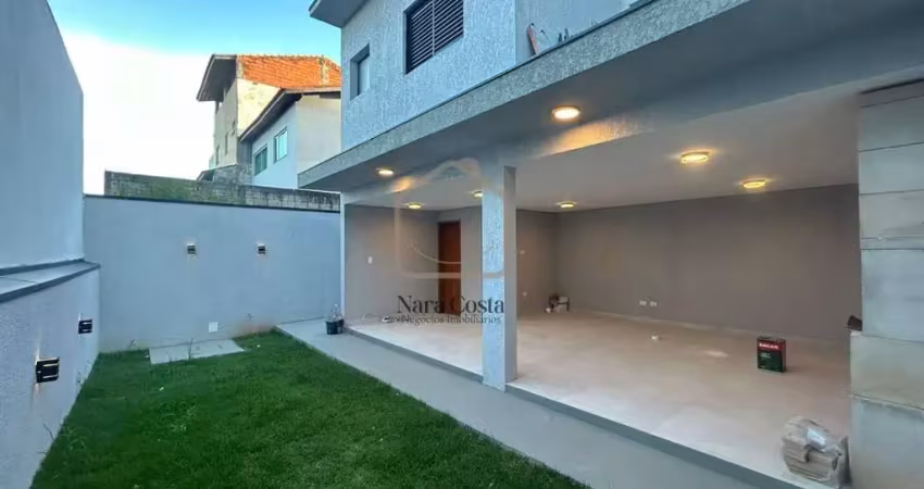 Casa para Venda em Mogi das Cruzes, Vila Rei, 3 dormitórios, 1 suíte, 3 banheiros, 4 vagas