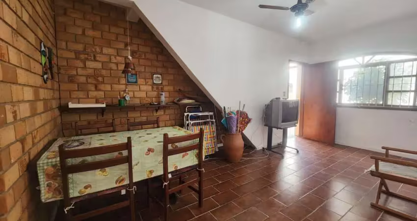 Apartamento com 2 quartos à venda na Rua Não Informada, Toninhas, Ubatuba