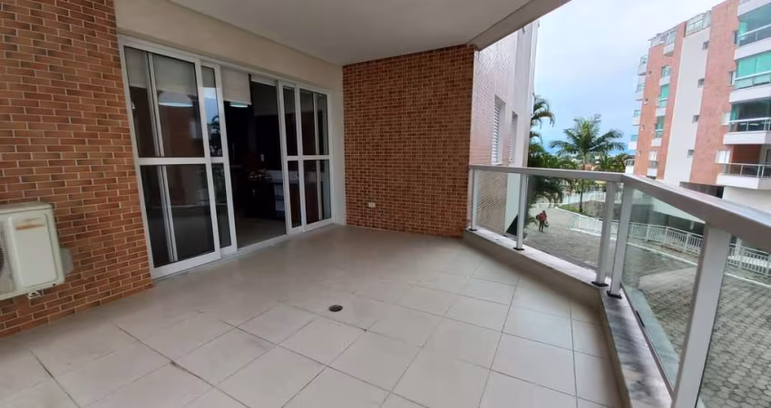 Apartamento - Padrão, para Venda em Ubatuba/SP
