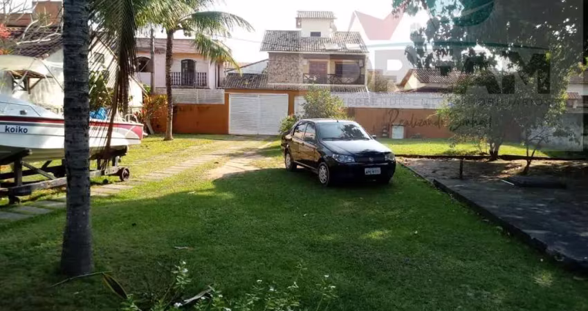 Casa para Venda em Rio das Ostras, Centro, 2 dormitórios, 1 suíte, 2 banheiros, 2 vagas