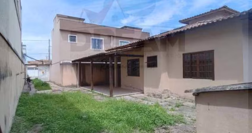 Casa para Venda em Rio das Ostras, Village Rio das Ostras, 2 dormitórios, 1 suíte, 2 banheiros, 2 vagas