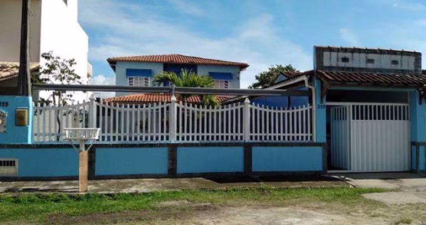 Casa para Venda em Rio das Ostras, Chacara Marilea, 5 dormitórios, 2 suítes, 2 banheiros, 3 vagas