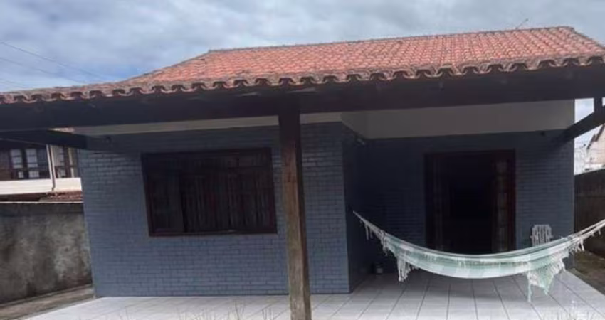 Casa para Venda em Rio das Ostras, Novo Rio das Ostras, 3 dormitórios, 1 suíte, 2 banheiros, 5 vagas